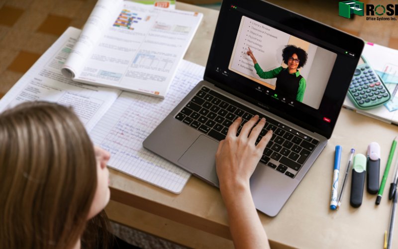 A lady having an online meeting on Hybrid Workspace